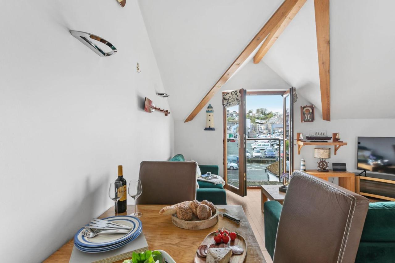 White Star, Holiday home